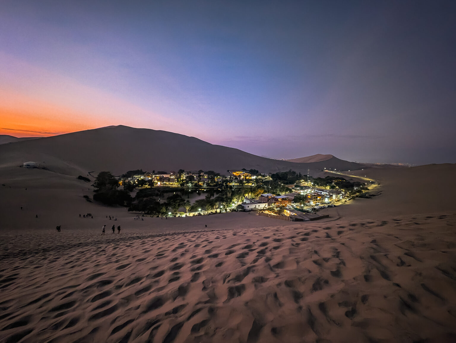 An oasis in the middle of a desert on a trip to Huacachina and Paracas